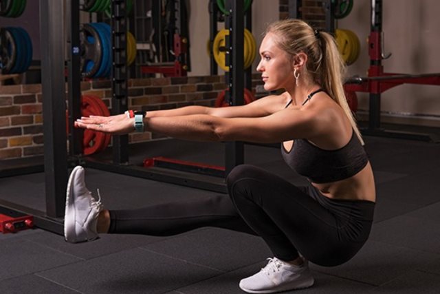 2 bài tập tại phòng gym giúp chân thon gọn hơn